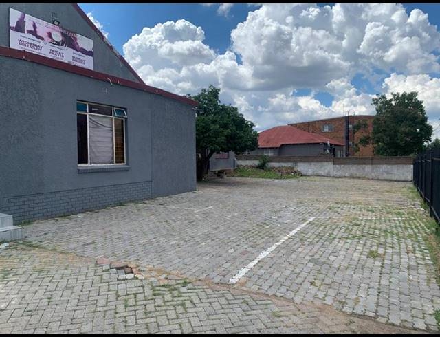 BUSINESS FOR SALE IN ROSETTENVILLE